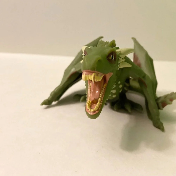 2018  Game of Thrones Rhaegal 6 Inch Long Titans Vinyl Dragon Figure - Picture 10 of 16